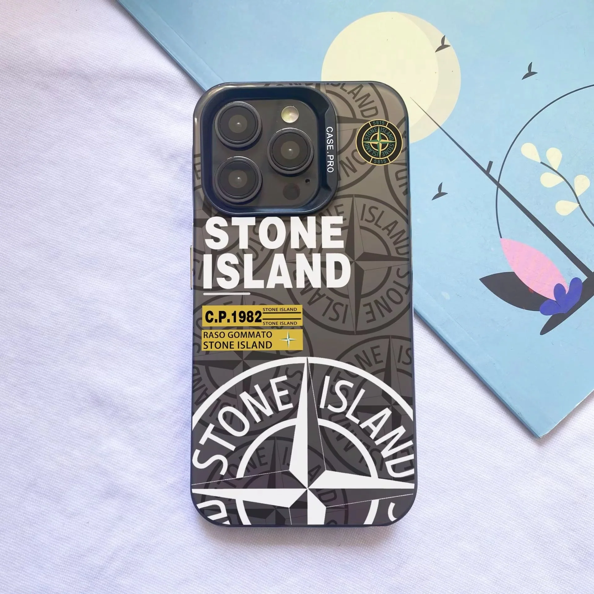 Coque Stone Island - Noir brillant